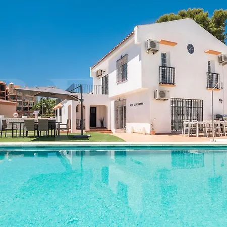 Relaxing With Pool, Garden & Parking Rems * Fuengirola