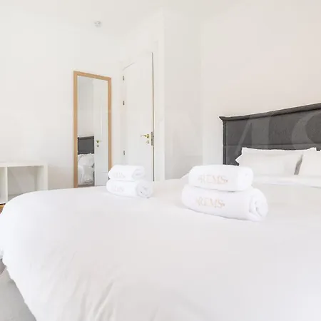 Relaxing With Pool, Garden & Parking Rems Villa Fuengirola